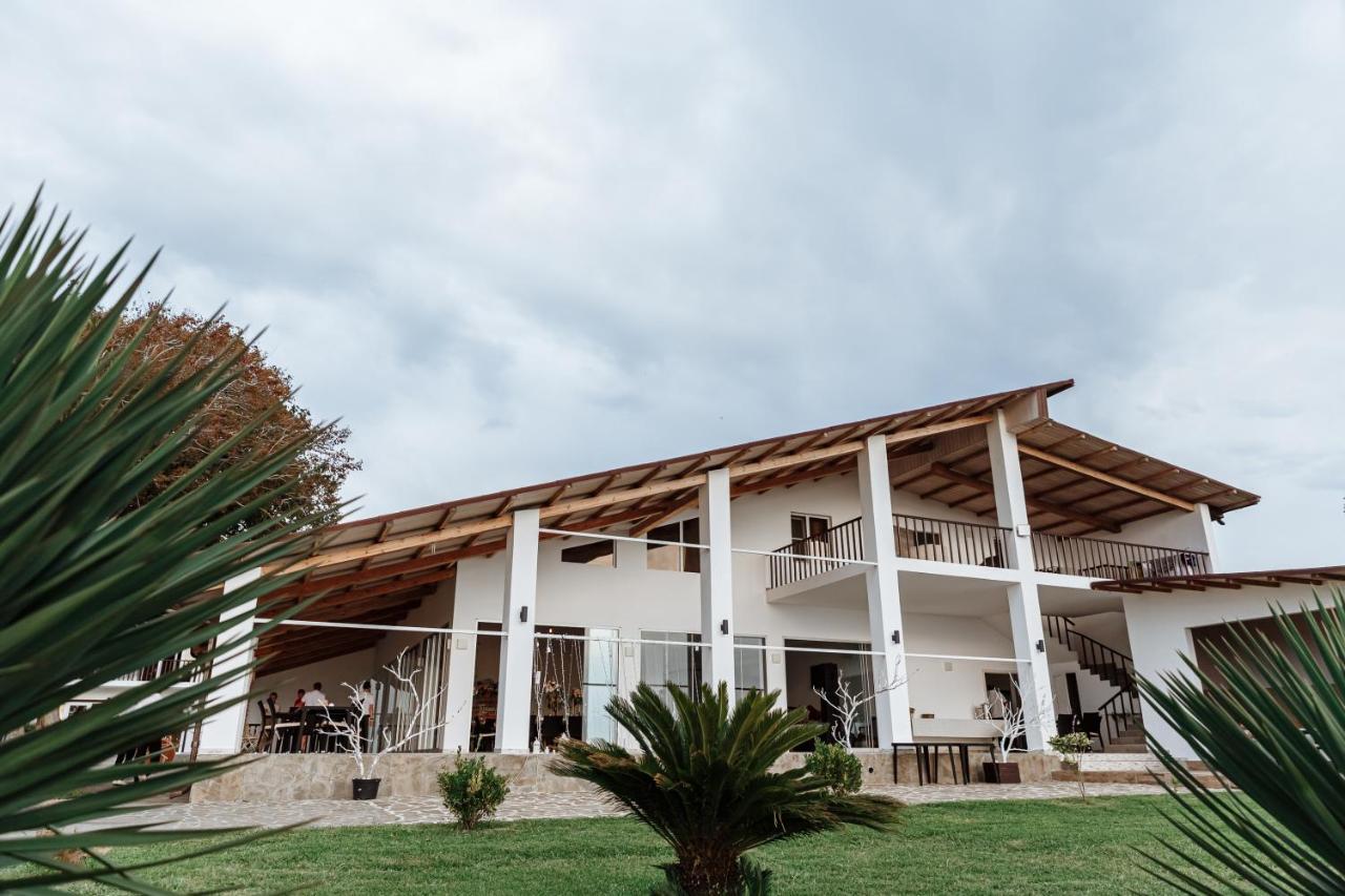 Injir Village Hotel Gudauta Dış mekan fotoğraf