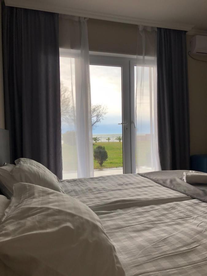 Injir Village Hotel Gudauta Dış mekan fotoğraf